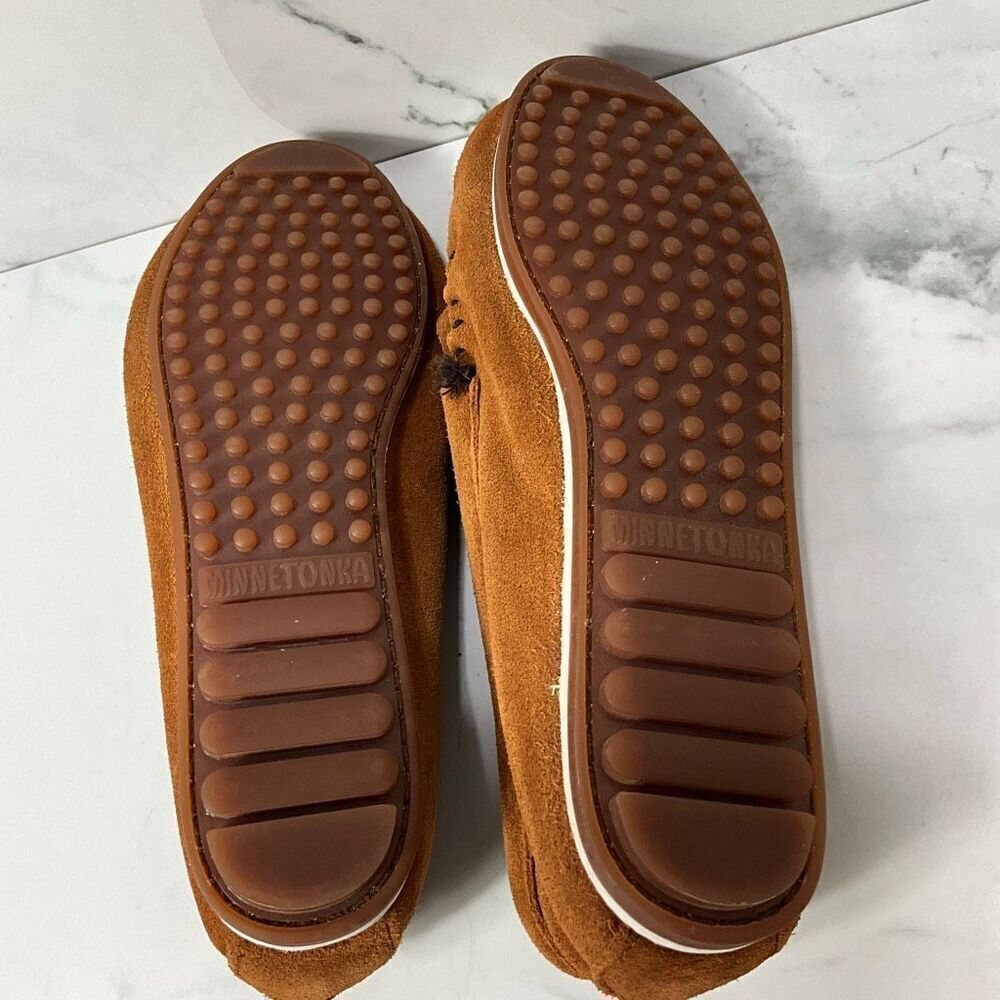 MINNETONKA Moccasins - Picture 5 of 6